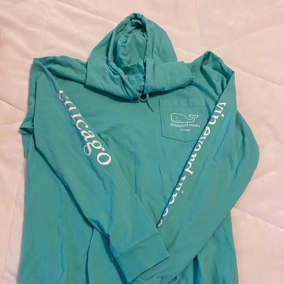 Vineyard Vines hooded long sleeve - Picture 1 of 3